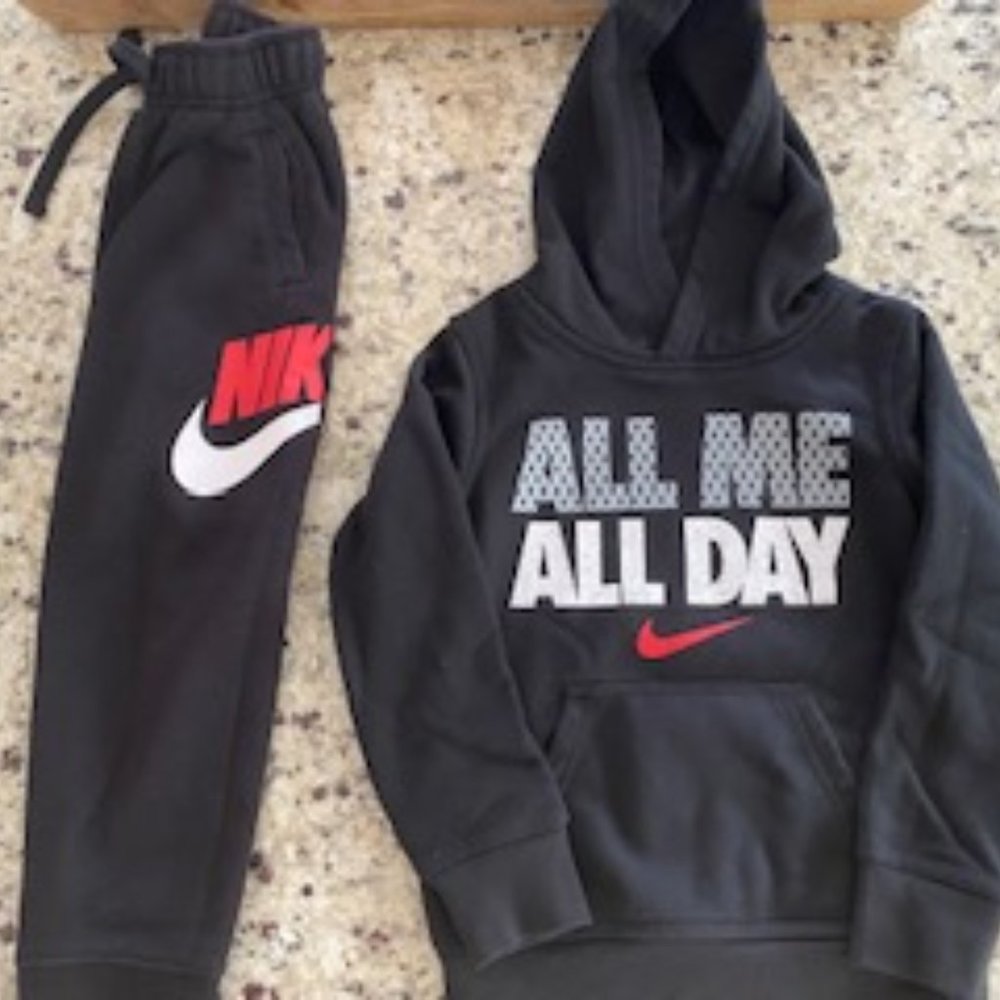Boys Nike Hoodie and Joggers Set, 2 Piece (Black & Red)